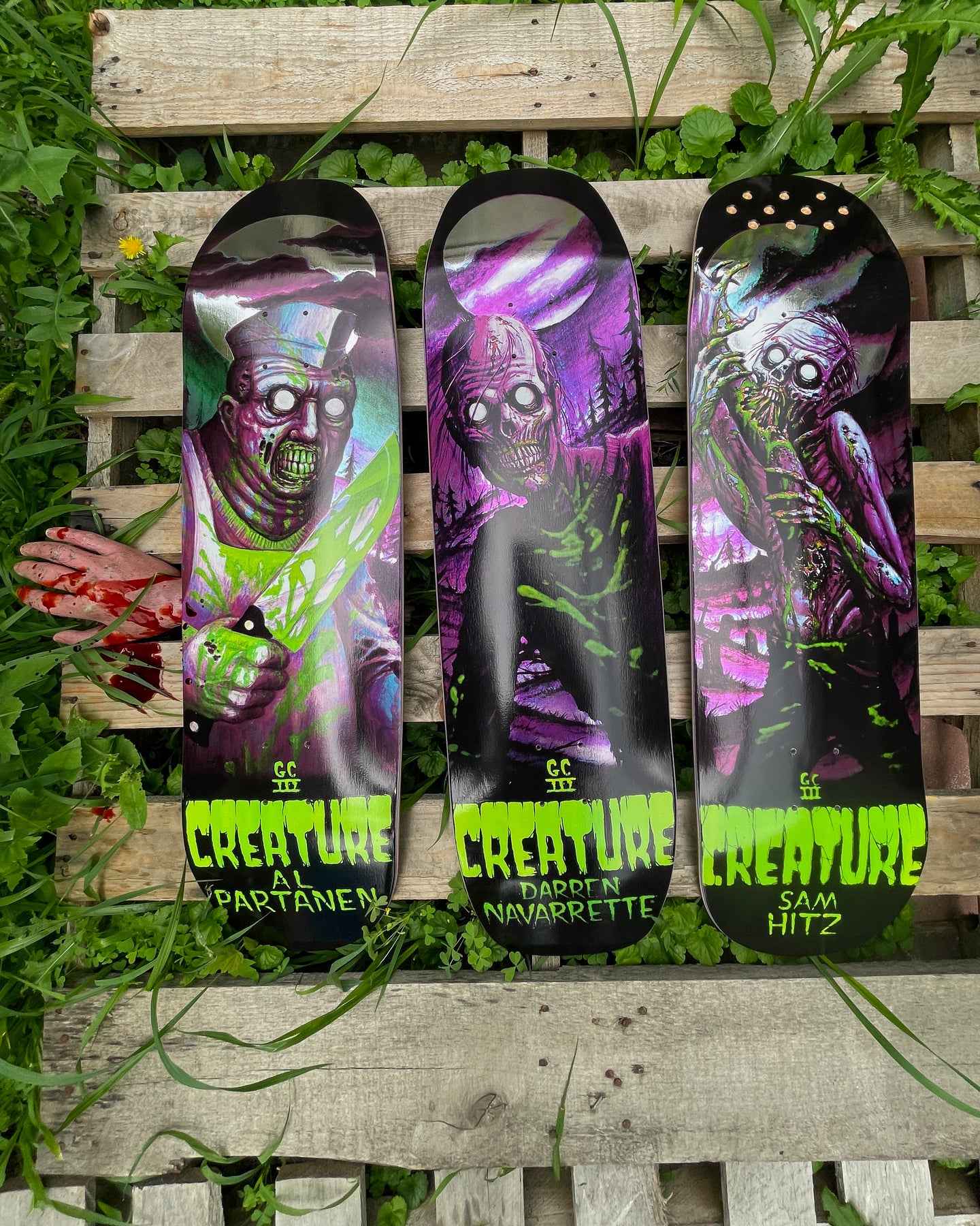 Creature - Partanen Feeding Time XX Pro Deck 8.8" x 32.2"