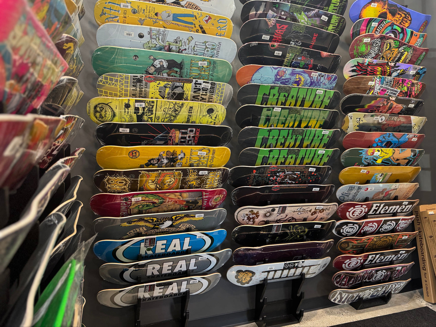 wreckon skate wall