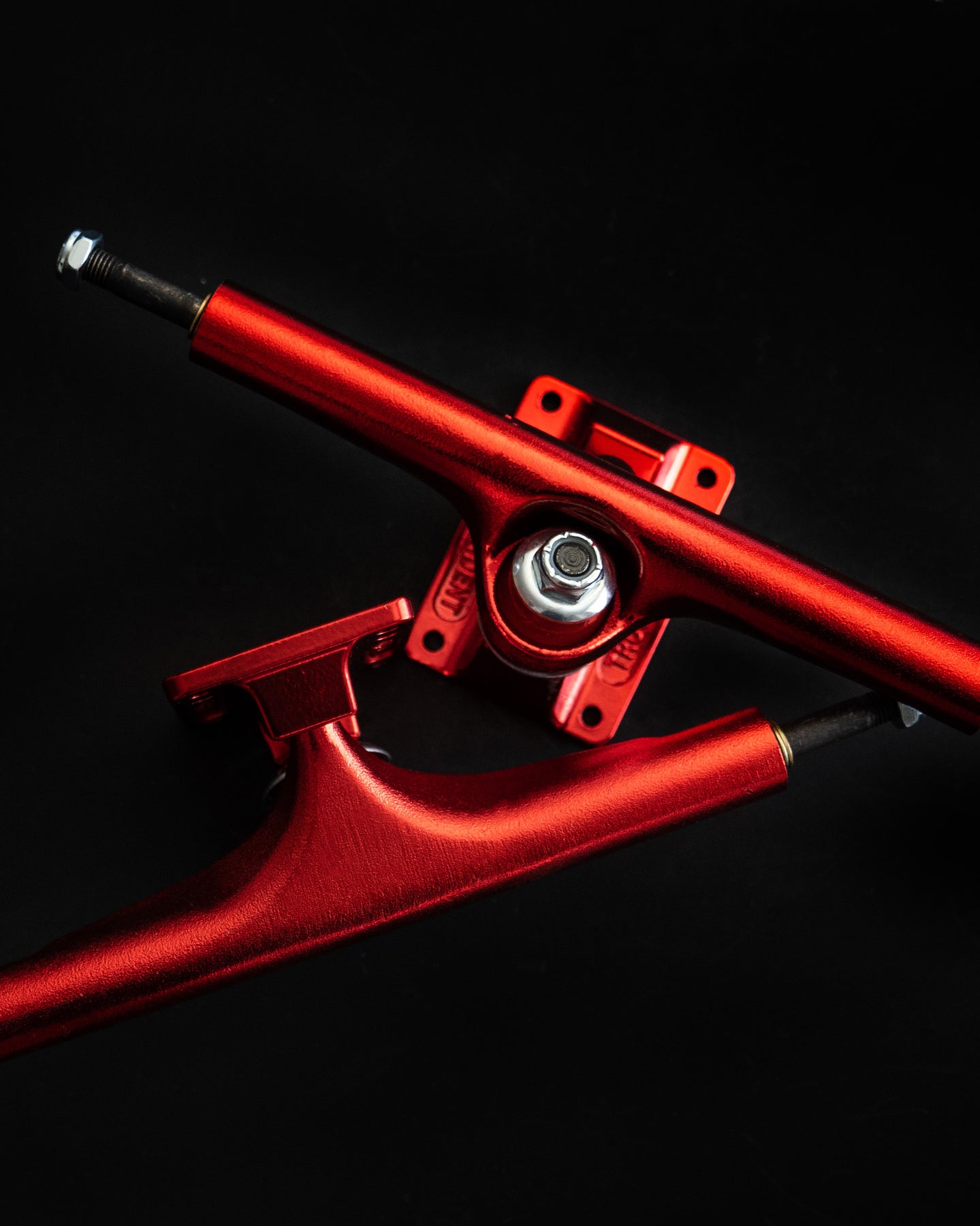 Independent Truck Co. - Stage 4 Red Standard Trucks (Set of 2)